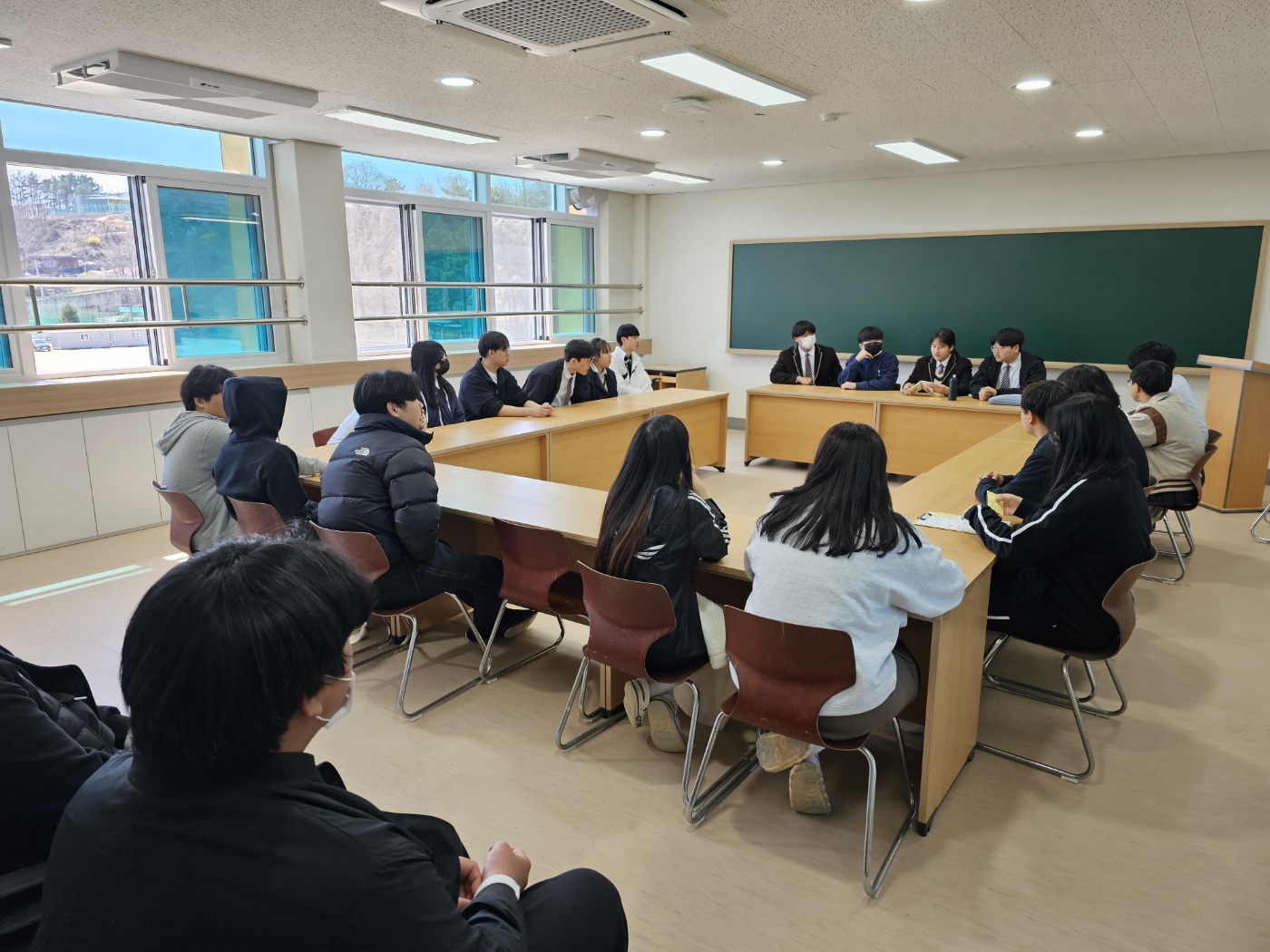 KakaoTalk_20230328_192620438_05