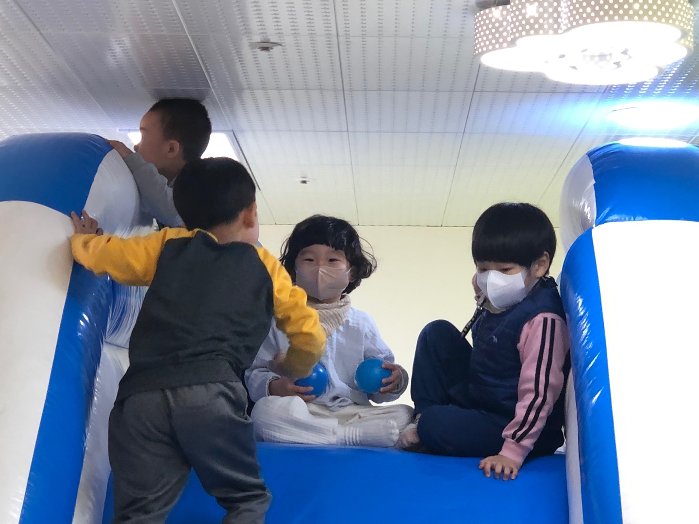 KakaoTalk_20230324_222625612_19