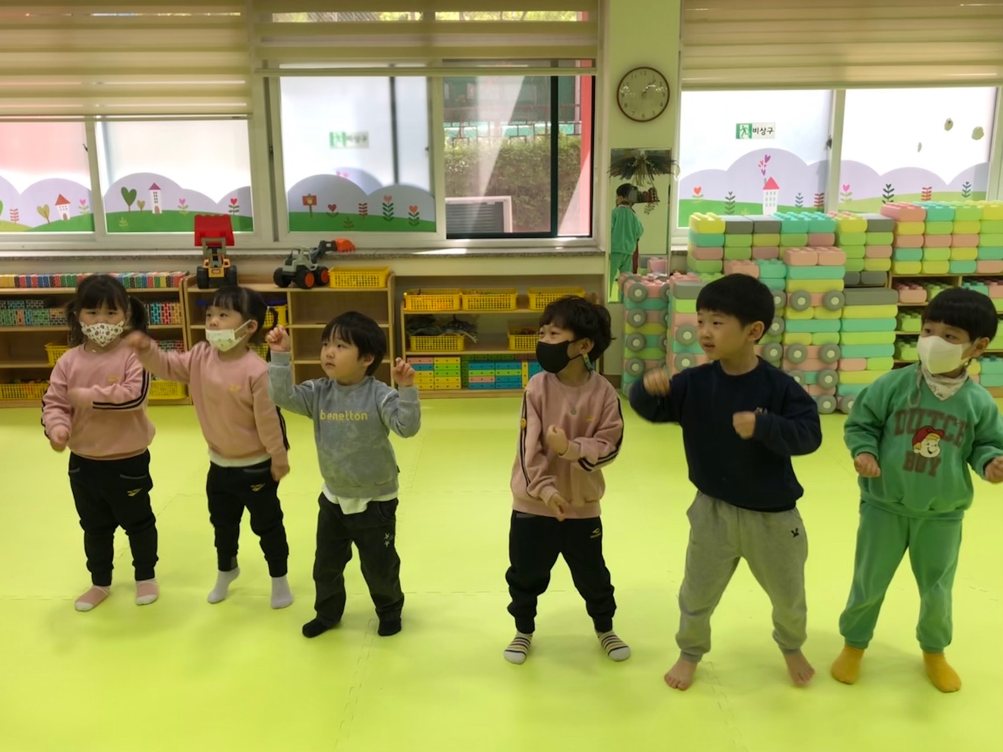 KakaoTalk_20230417_203652484_08