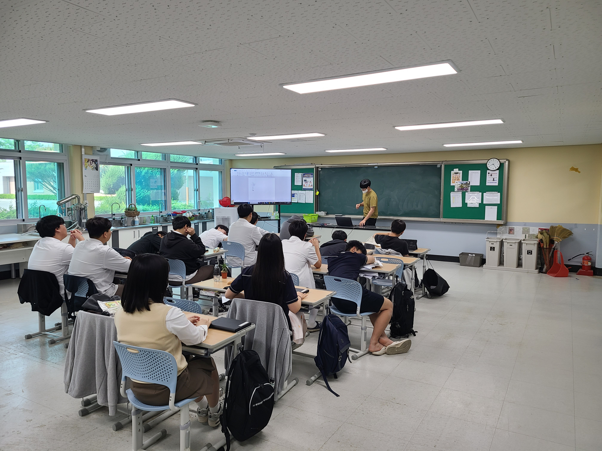 KakaoTalk_20230515_170122143_07