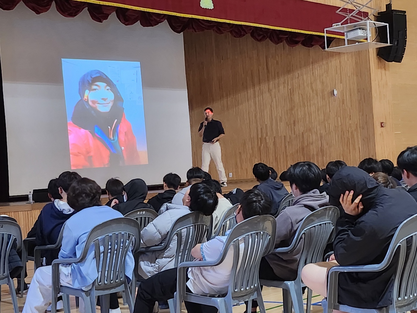 박성호 작가 초청 강연회 (1).jpg