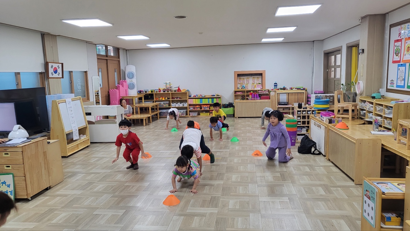 유치원앨범<병설유치원<한천초등학교 한천초등학교