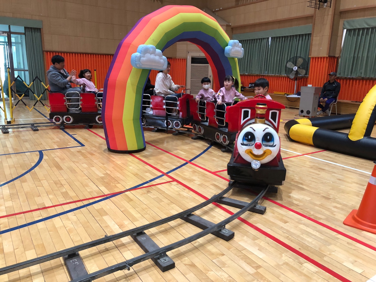 KakaoTalk_20231016_135739767_09