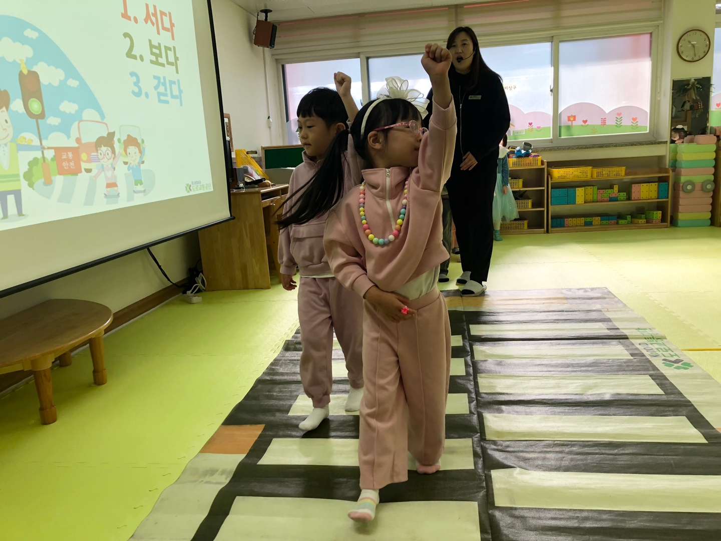 KakaoTalk_20231201_135559763_03