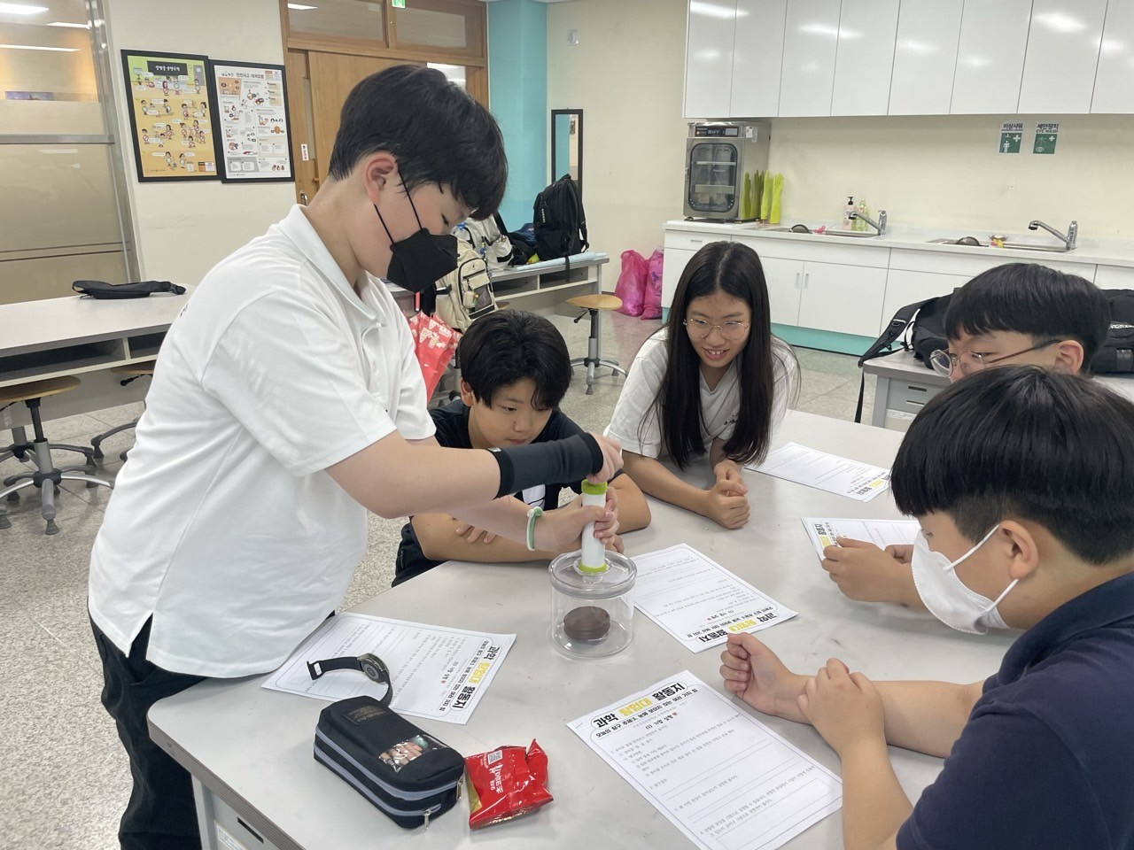 (6학년)상신초영재학급-[7_2 기압과 표면장력-마술로 보는 과학, 여러 가지 -61149826633.jpg