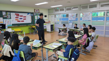 학교폭력예방교육(2학년).jpg