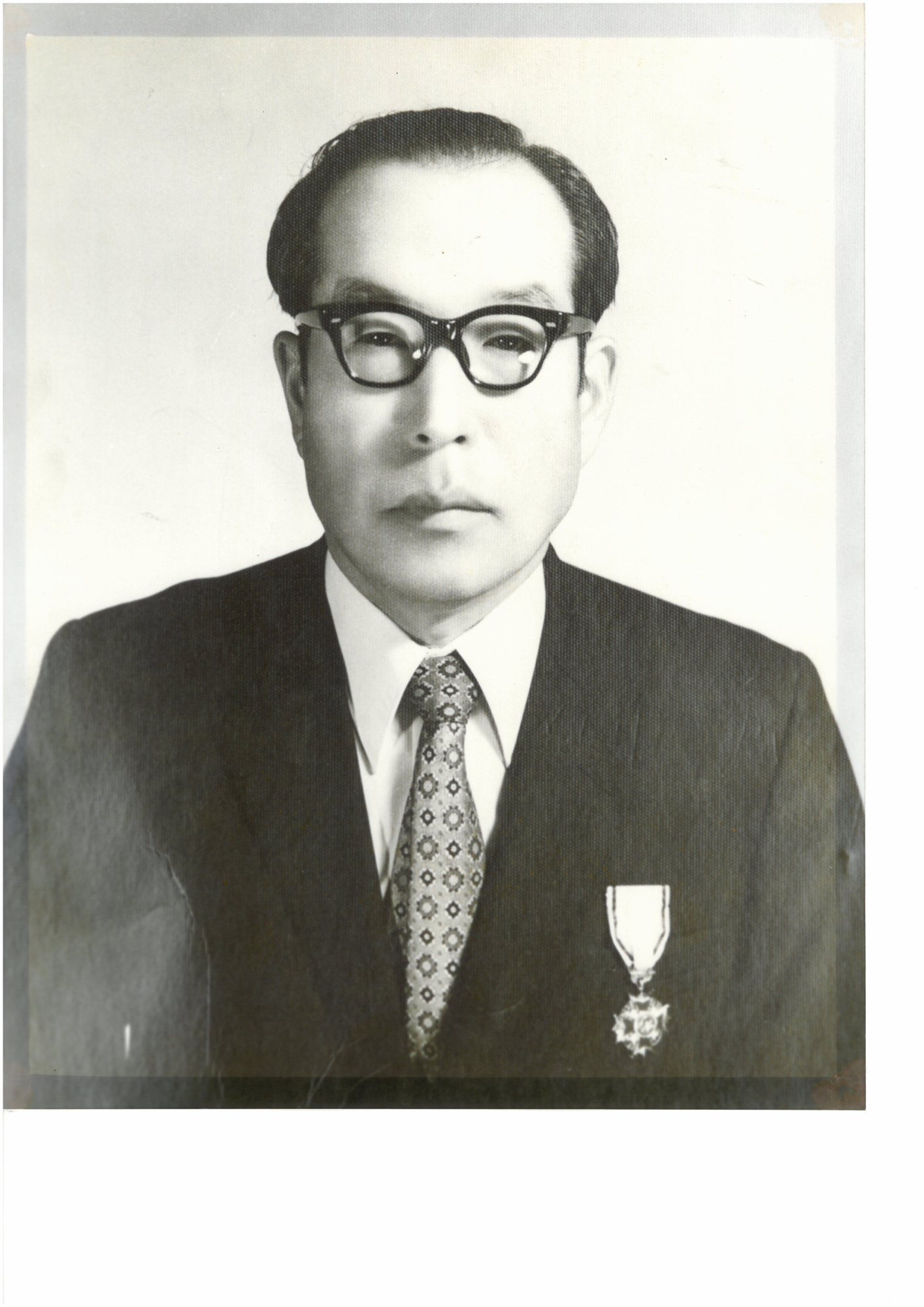 1대안영길교장선생님(1960.3.31-1961.6.8.)