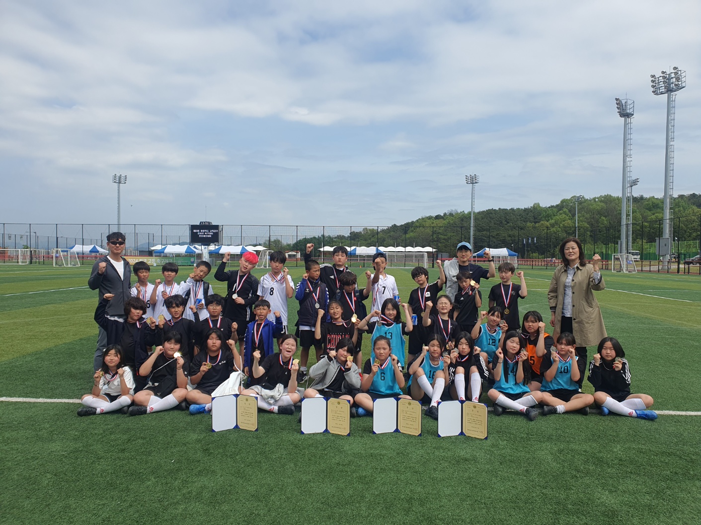 진천상산초 제23회 동아리축구대회 우승 쾌거2.jpg