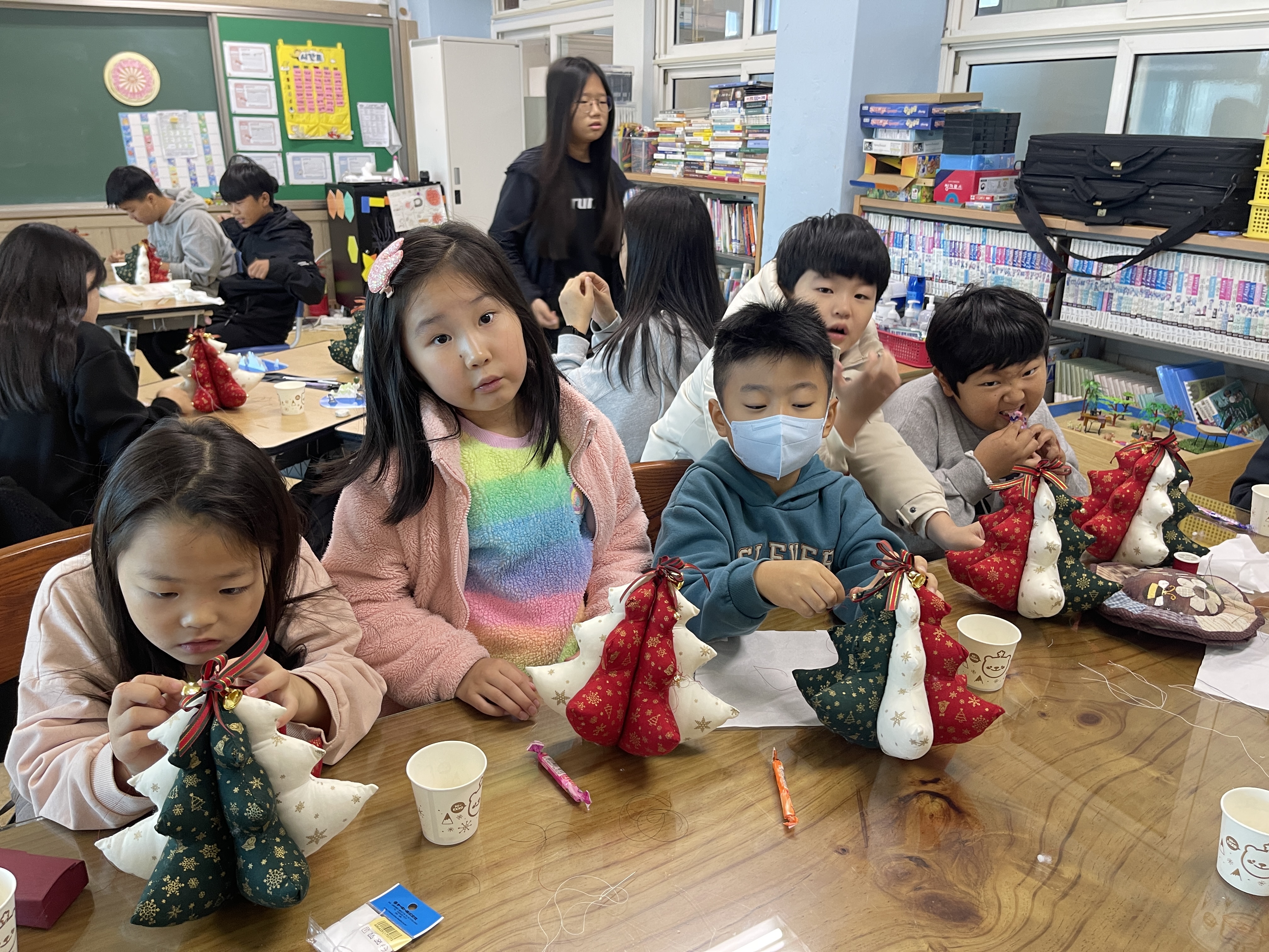 20241118_심천초_찾아가고 싶은 농산촌 특색학교 바느질 교실 사진1.jpg