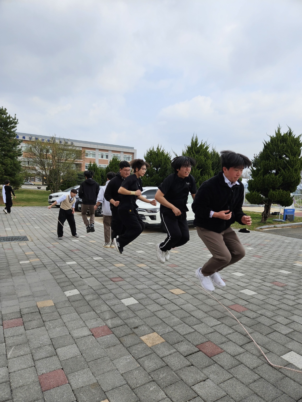 KakaoTalk_20250410_134135100_02