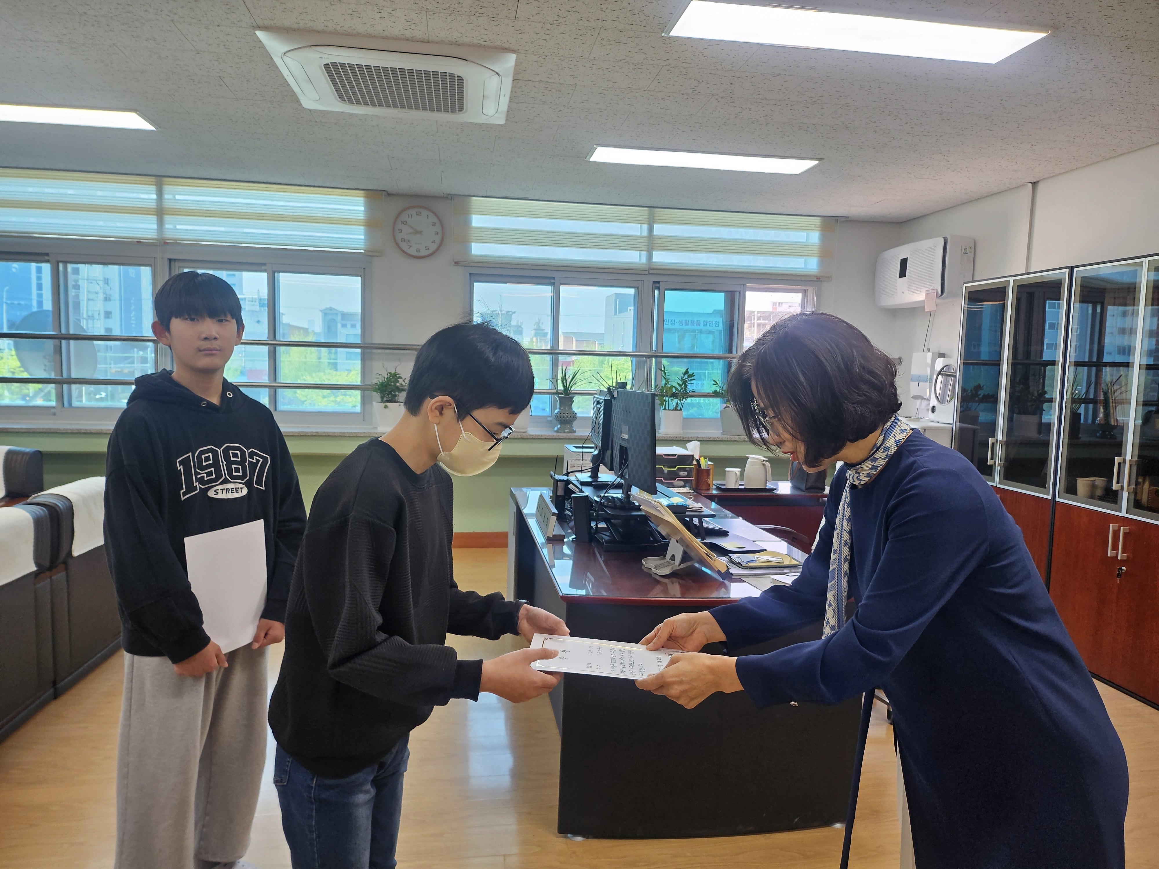 KakaoTalk_20250425_085825411_03.jpg