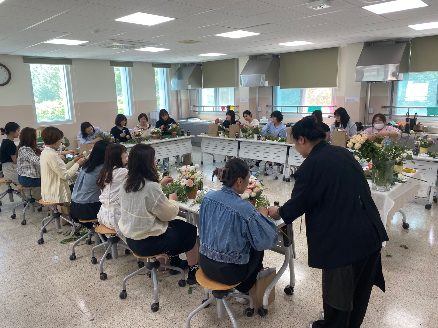 2025.4.28 학부모교육(꽃꽂이).jpg