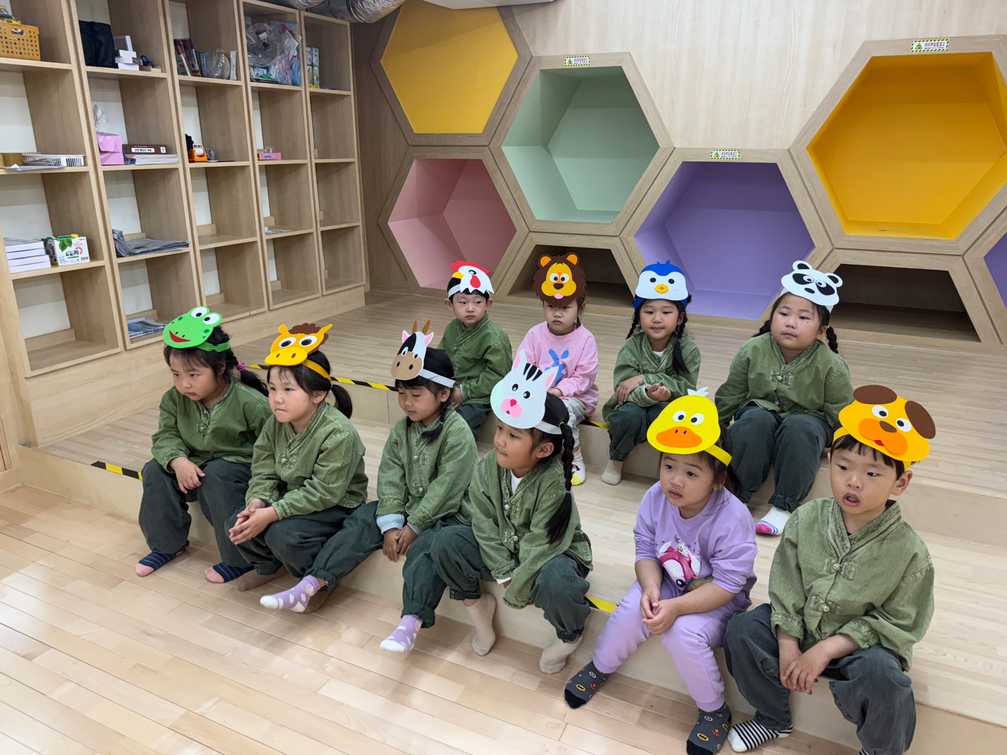 KakaoTalk_20250422_131213550_09