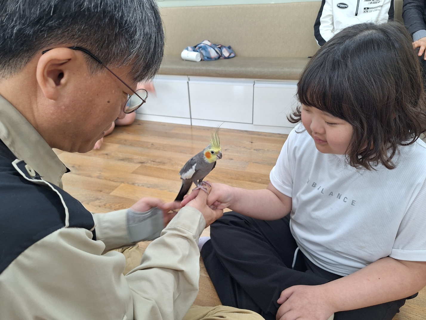 KakaoTalk_20250423_131358907_04
