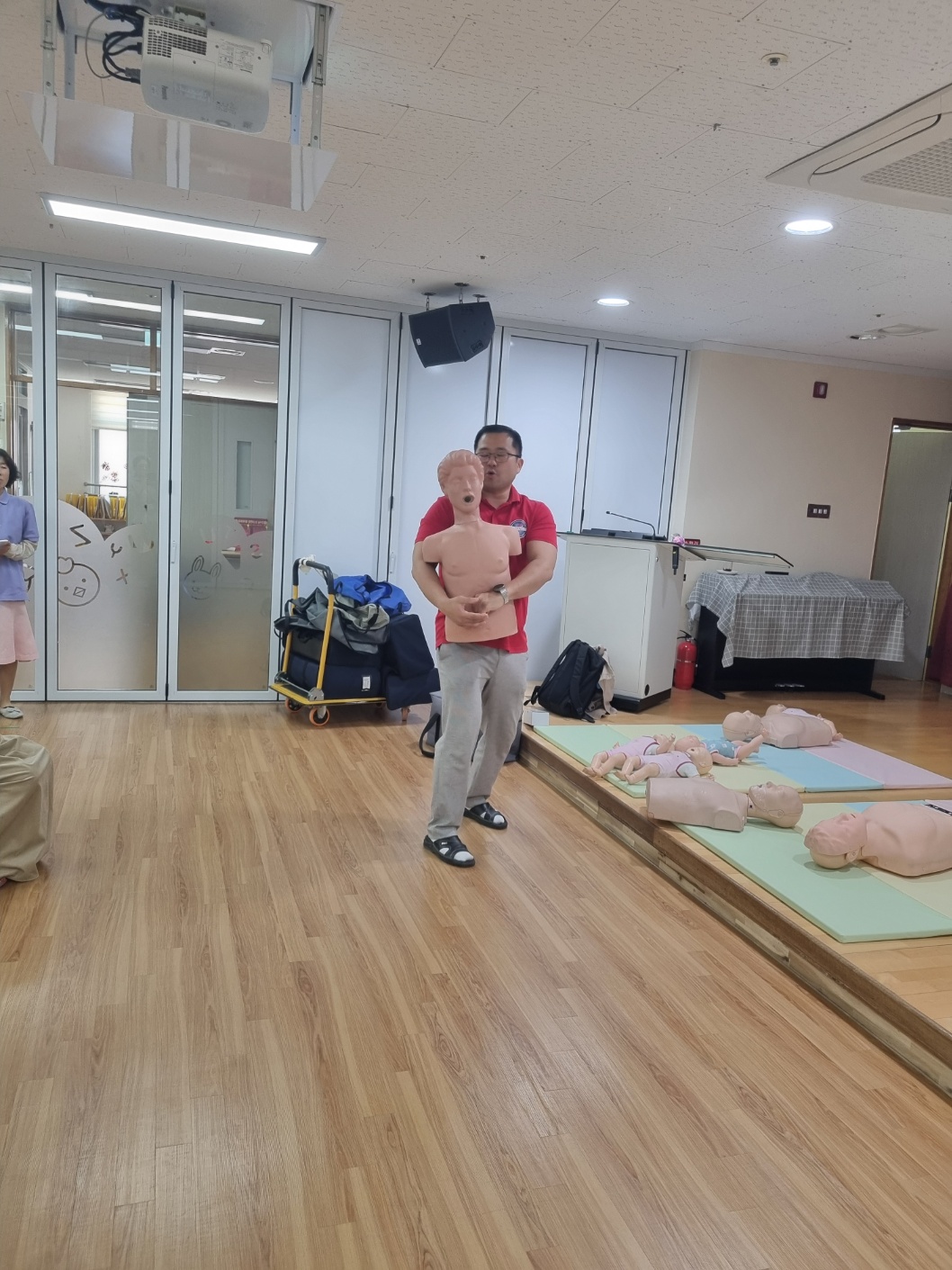 KakaoTalk_20250428_095532199_01