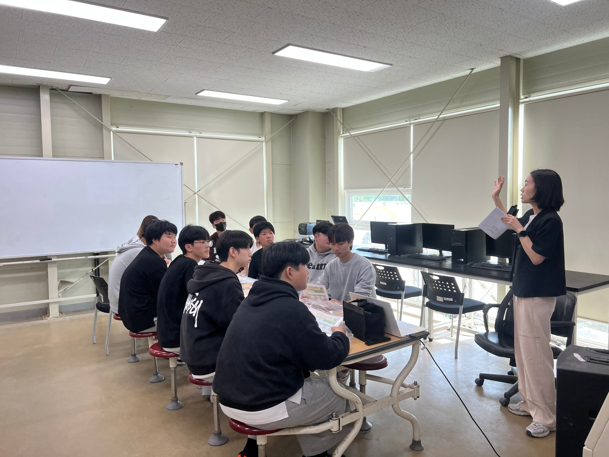 KakaoTalk_20250522_162305804_04