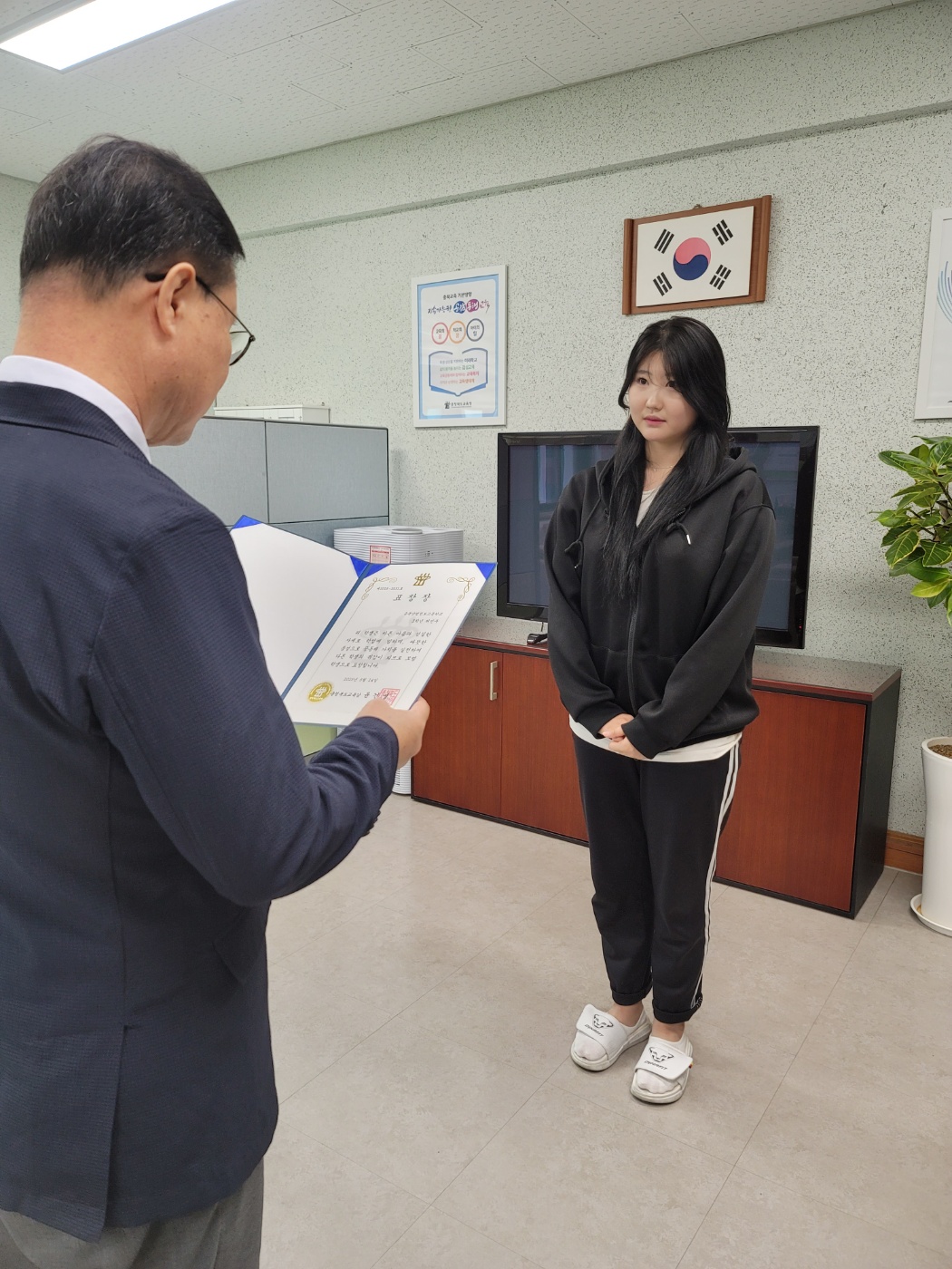KakaoTalk_20250519_133625118_03.jpg