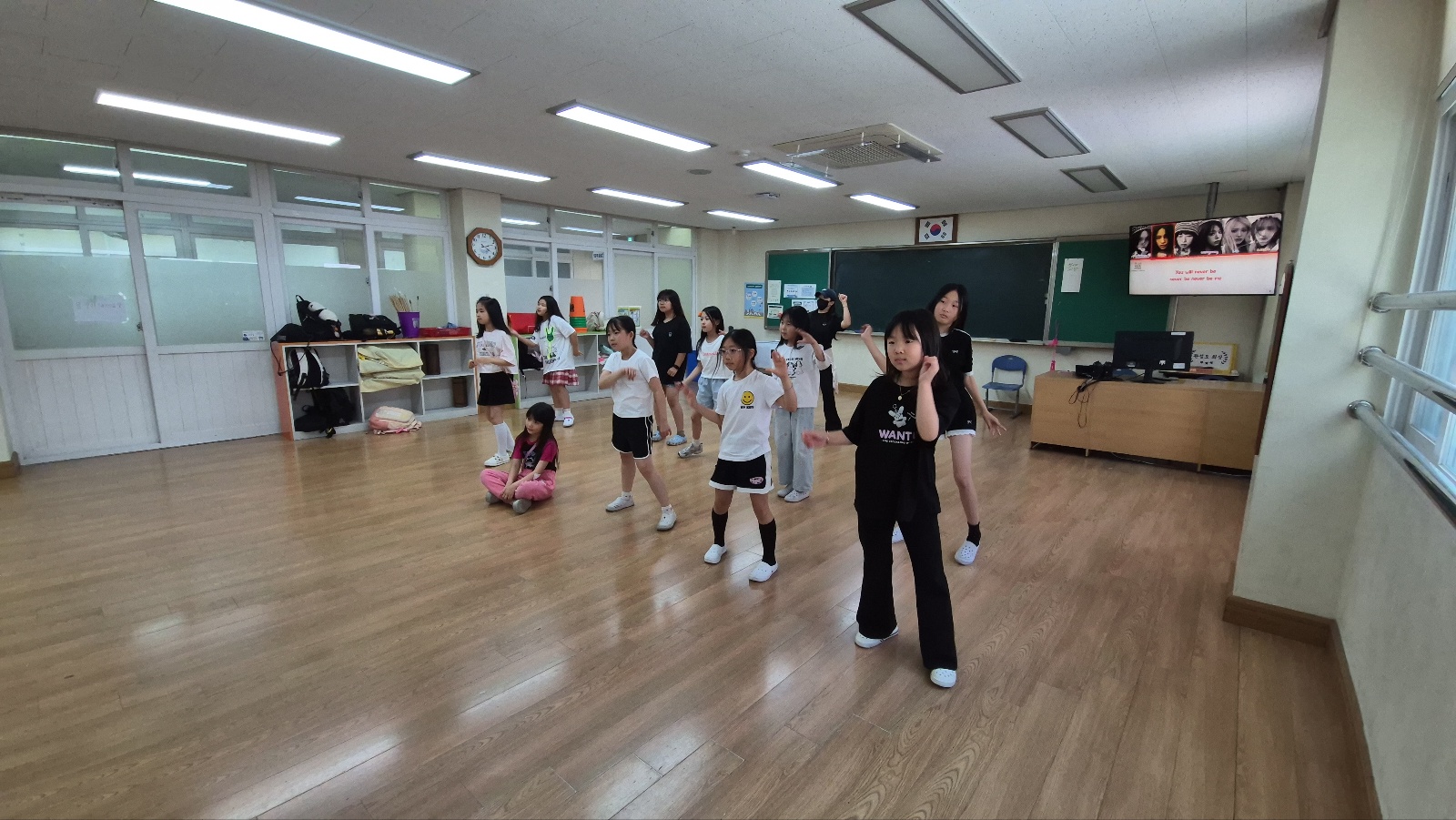 KakaoTalk_20250512_155619807_02