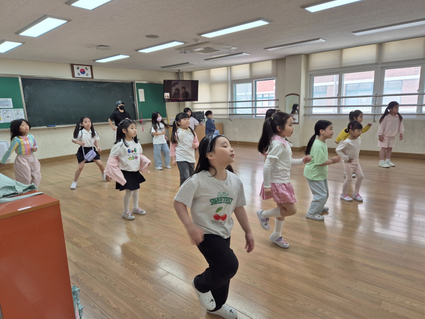 KakaoTalk_20250512_155800249_04