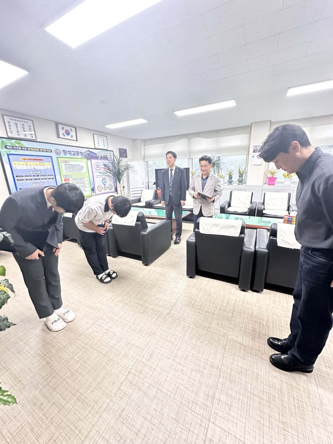 KakaoTalk_20250502_143607307_02