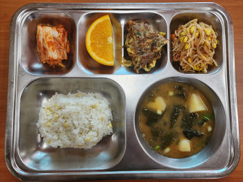 5월15일(목).jpg
