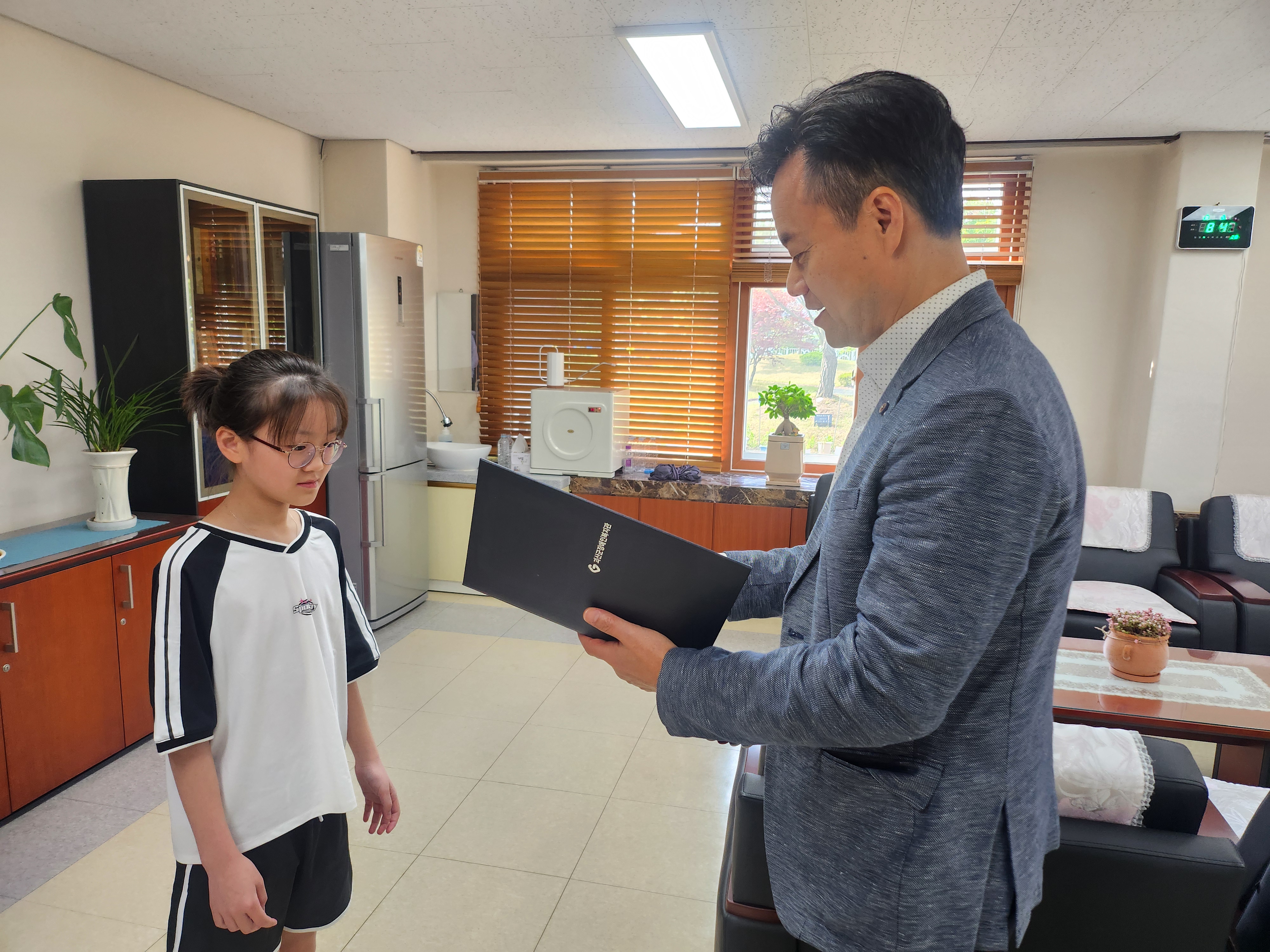 KakaoTalk_20250513_084730594_01.jpg