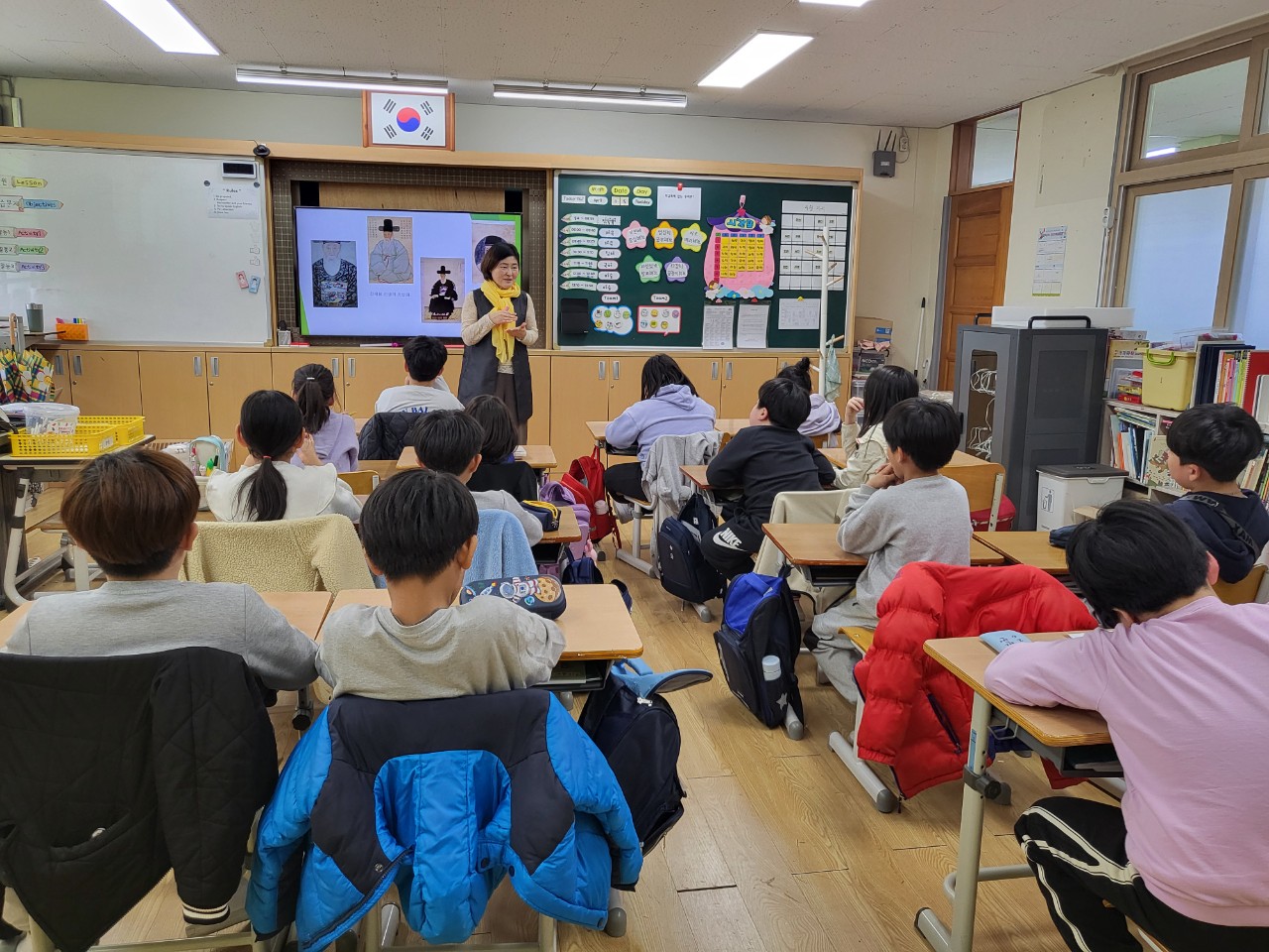 2025. 문상초등학교-3학년 미술 창작과 감상- 강세황 자화상-68195312093