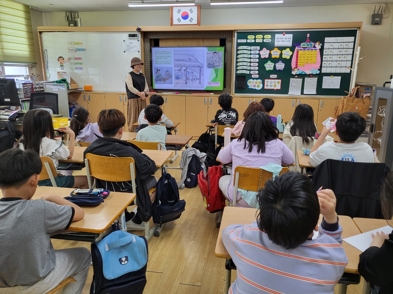 2025. 문상초등학교-3학년 미술 창작과 감상- 강세황 자화상-68898395338