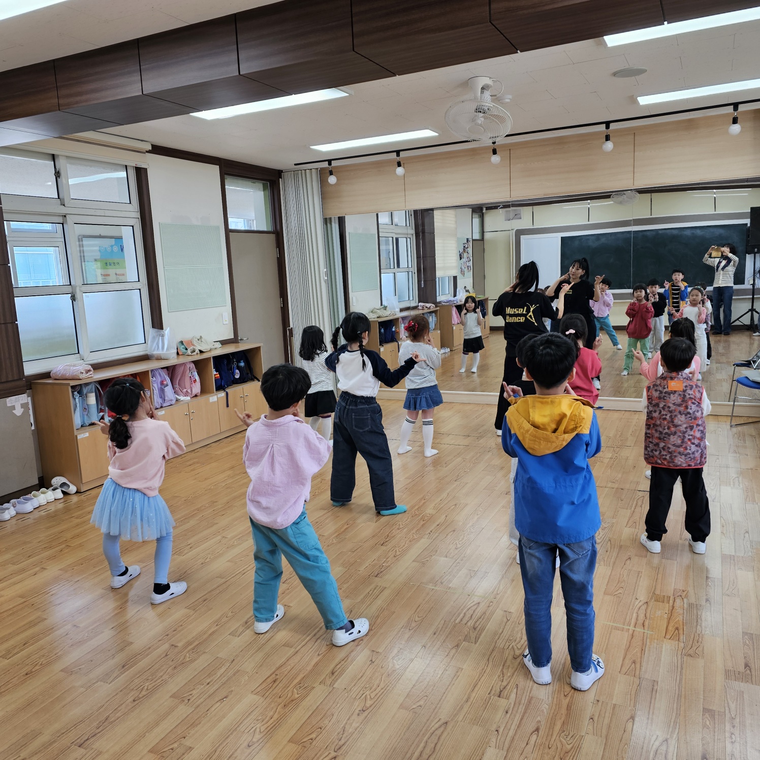 KakaoTalk_20250520_154734651_04