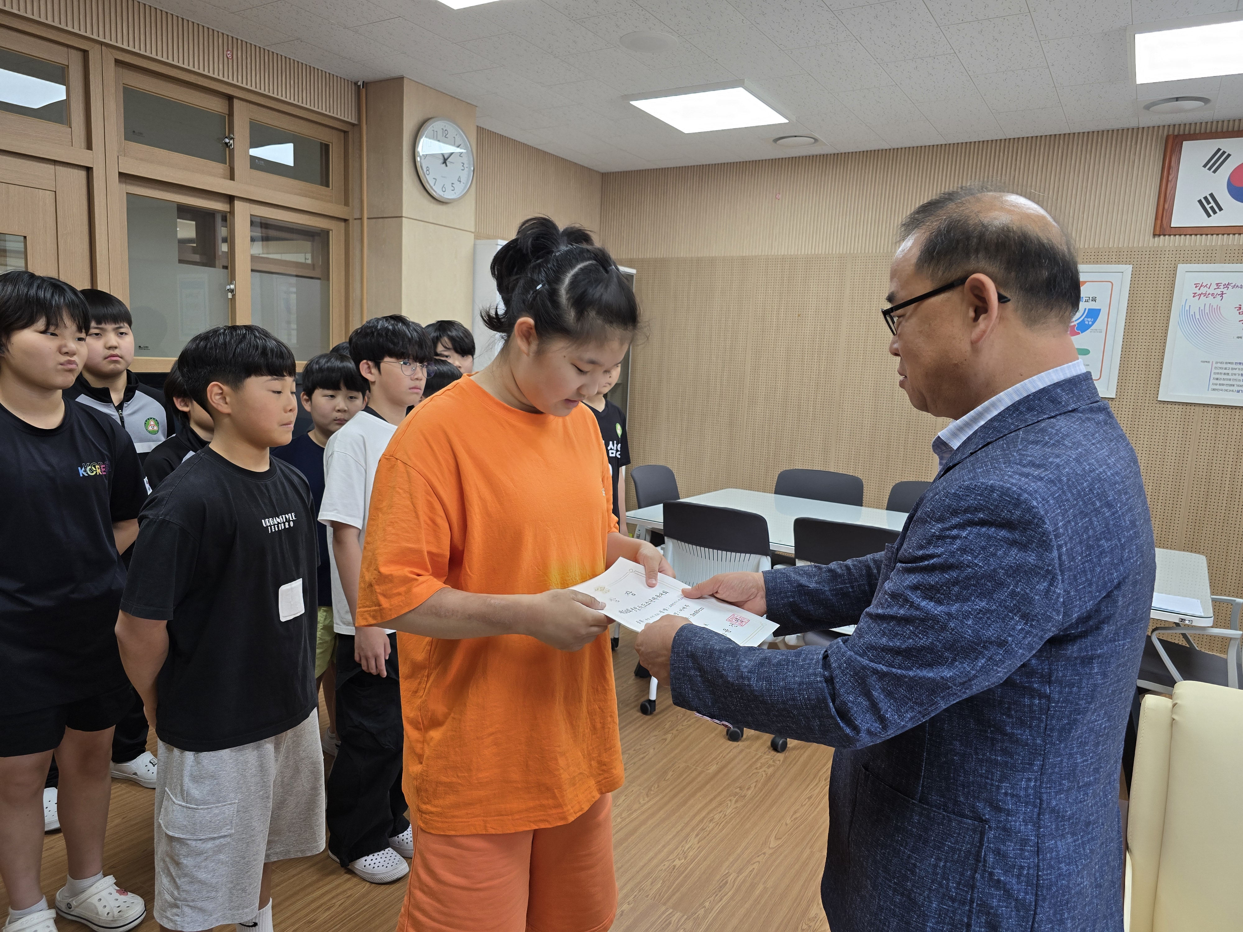 20250526대외상시상식( (충청북도소년체육대회) (2).jpg