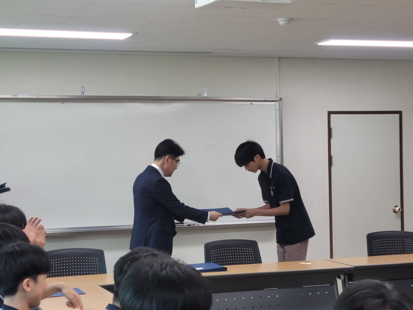 KakaoTalk_20250509_131604251_01