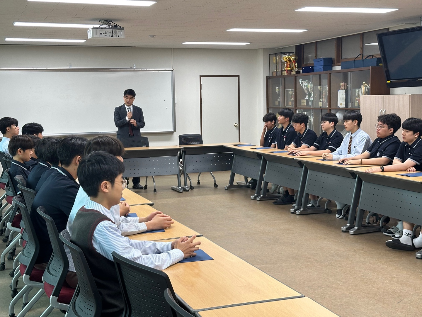 KakaoTalk_20250509_131216298_03