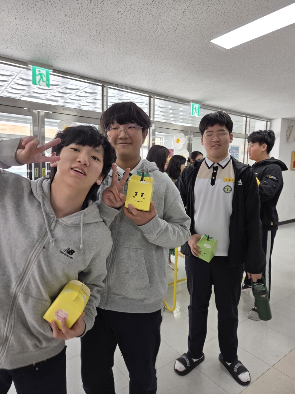 KakaoTalk_20250429_131037291_08