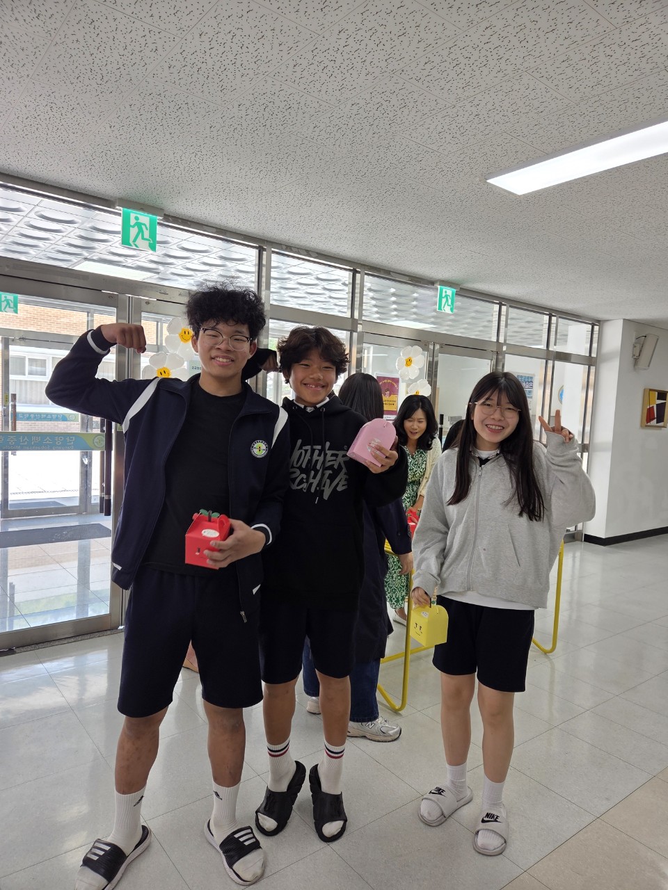 KakaoTalk_20250429_131037291_07