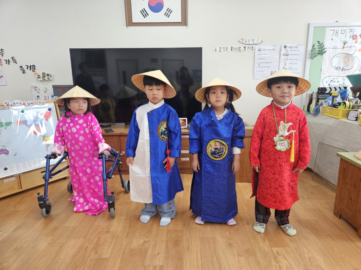 KakaoTalk_20250519_131828999_03