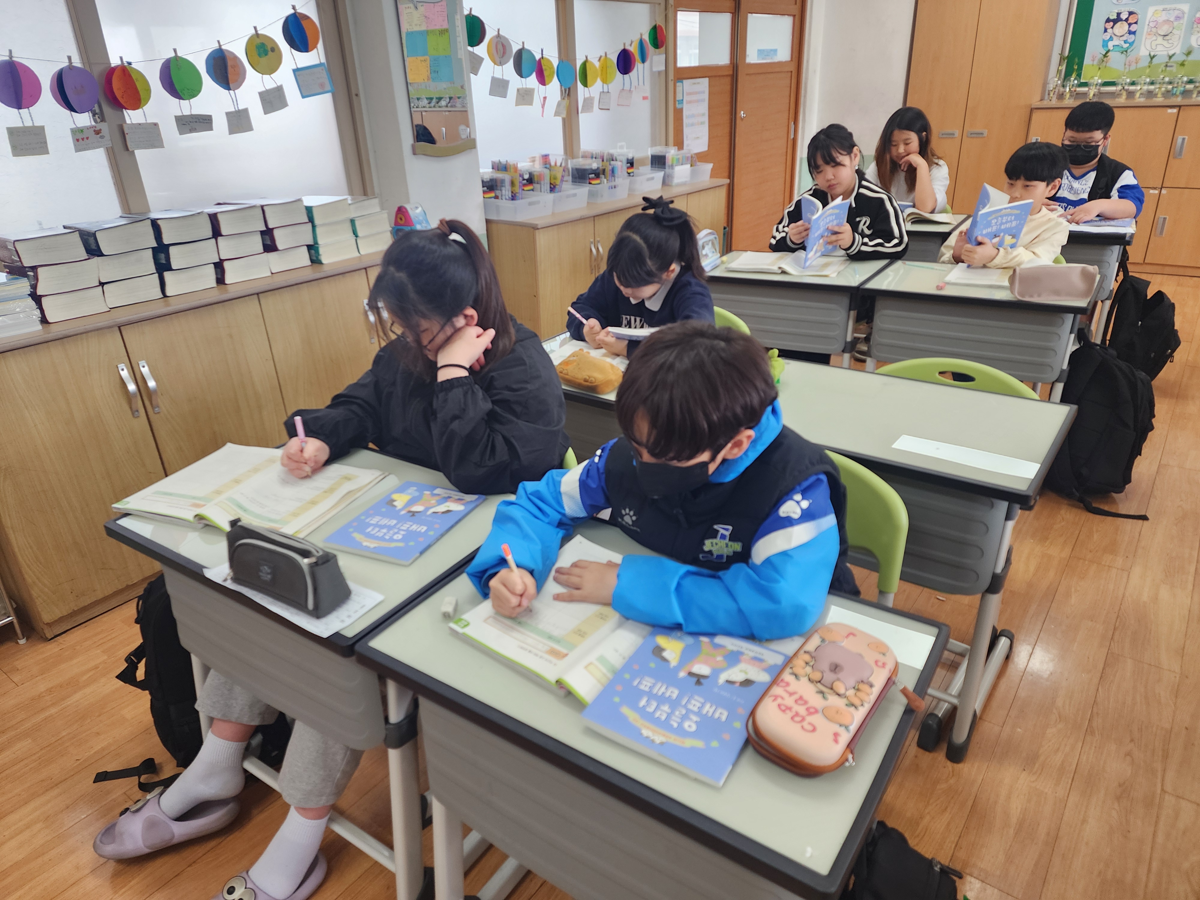 (독서활동)책읽고질문만들기 (2).jpg