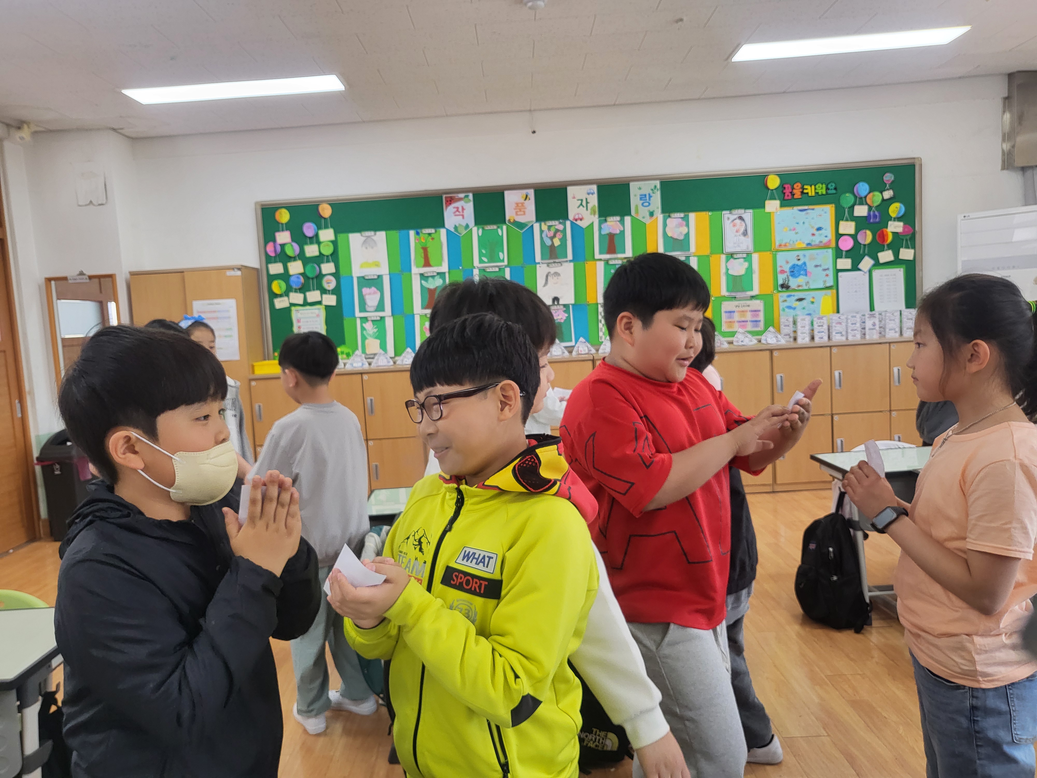 모둠별 문제 퀴즈왕! 놀이 (1).jpg