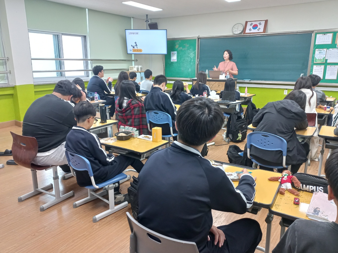 KakaoTalk_20250521_001719960_03