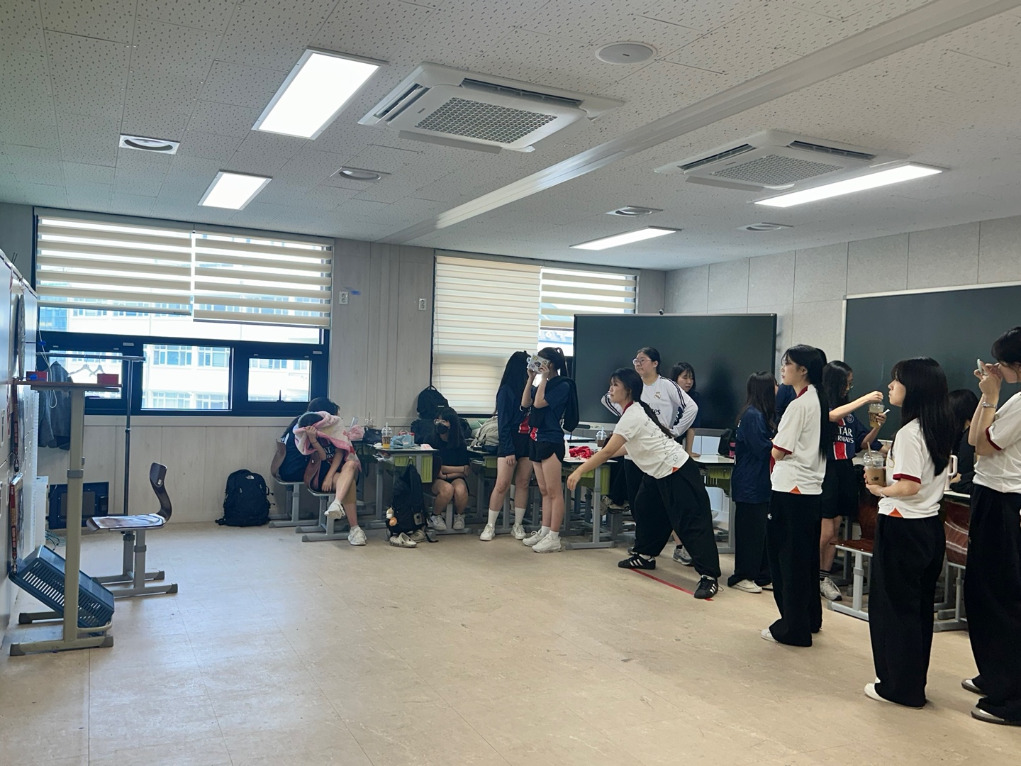 KakaoTalk_20250530_160537541_05