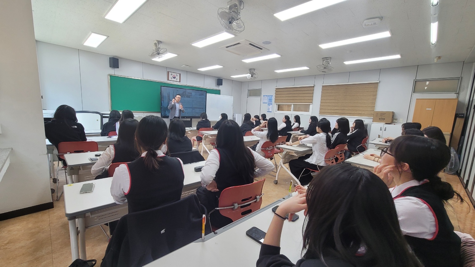KakaoTalk_20250609_143708198_03