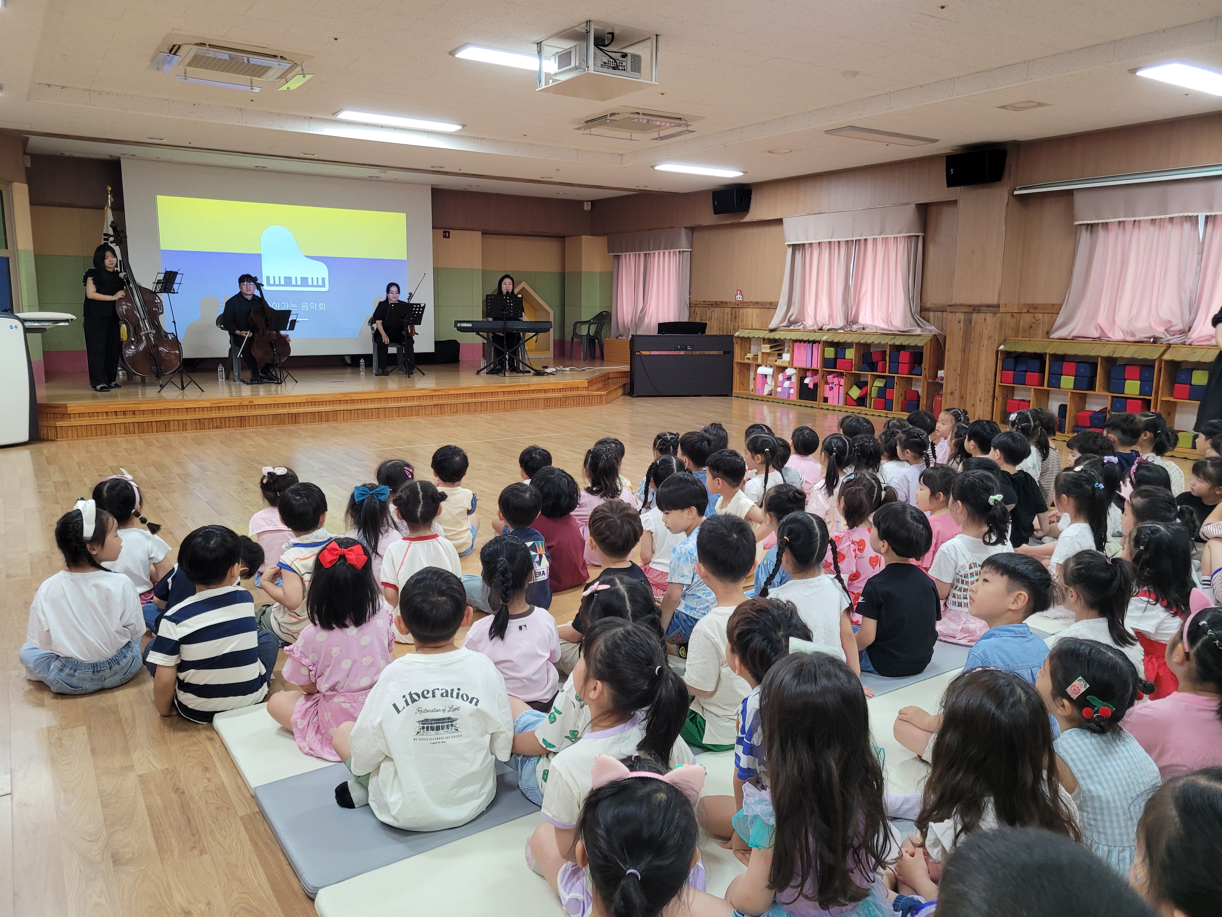 동성유치원음악발레공연감상02.jpg
