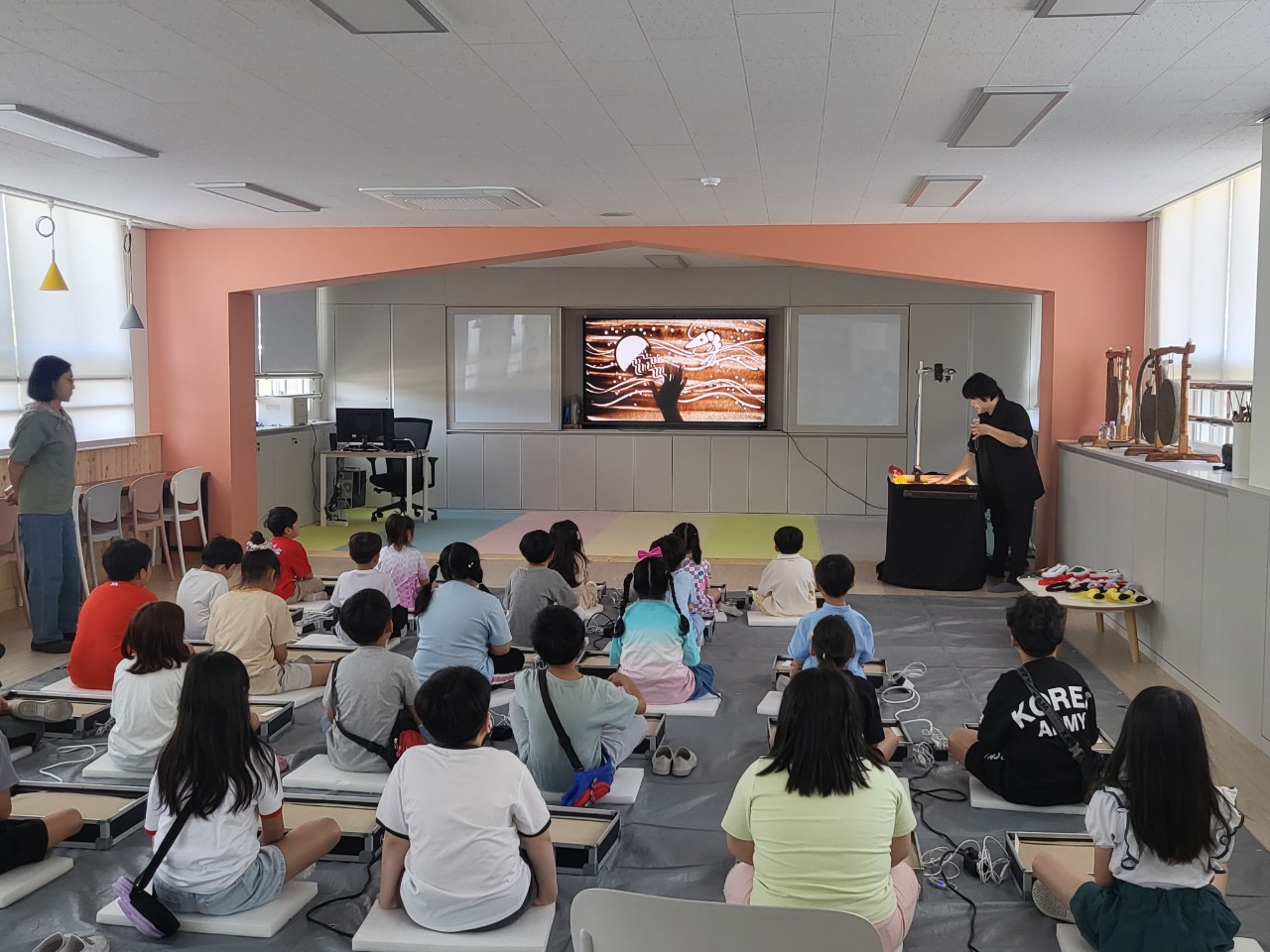 2025. 문상초등학교-샌드아트 공연 관람-69472132496