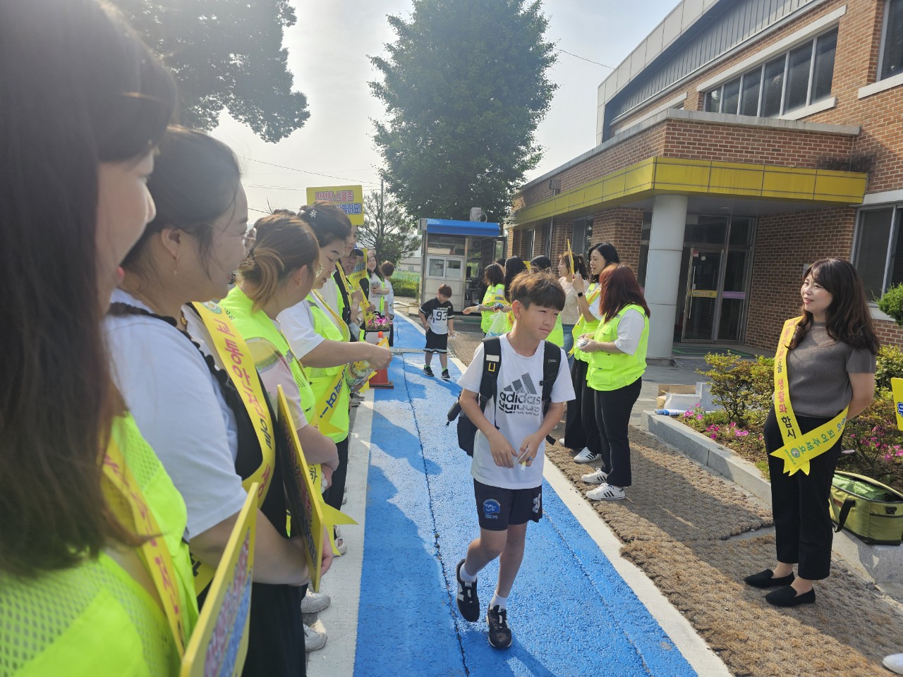 2025. 문상초등학교-2025. 교통안전캠페인-69597997913
