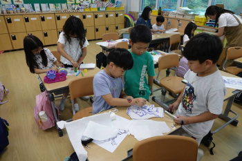 6.2. 농어촌 우리동네 예술학교 수업(1학년) (1).JPG