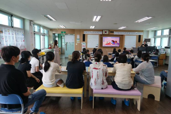 학부모공개수업(영어실) (1).JPG