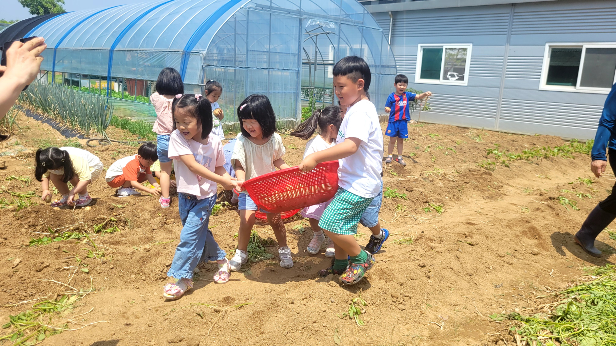 KakaoTalk_20250618_112434201_05