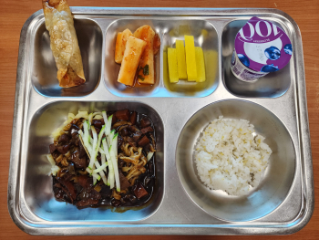 중식 식단 이미지