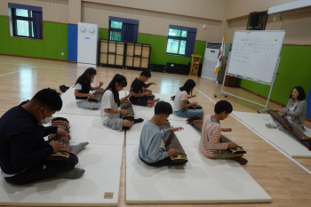 0613_늘봄학교 공개수업 가야금_2.JPG