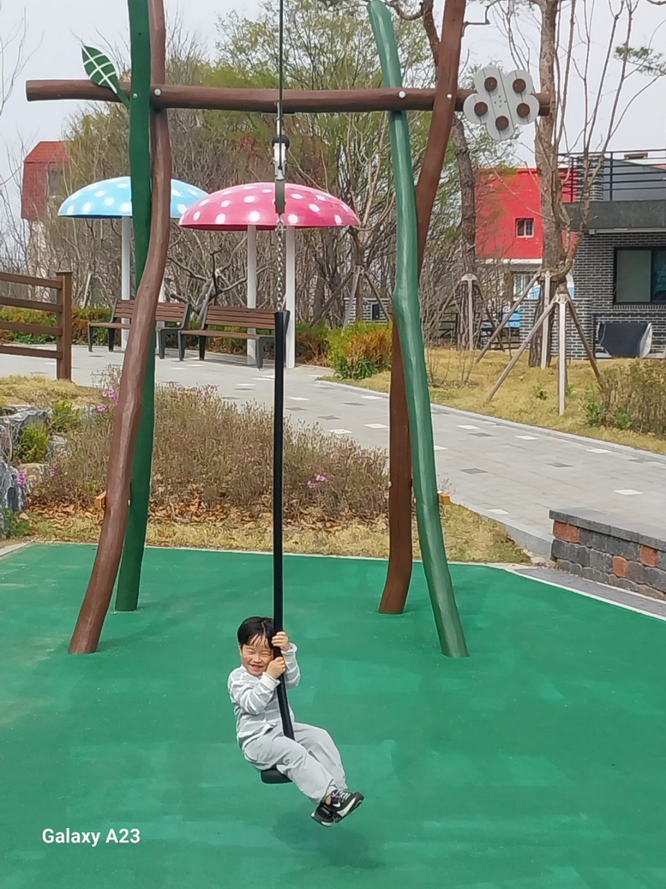KakaoTalk_20250724_063914406_07