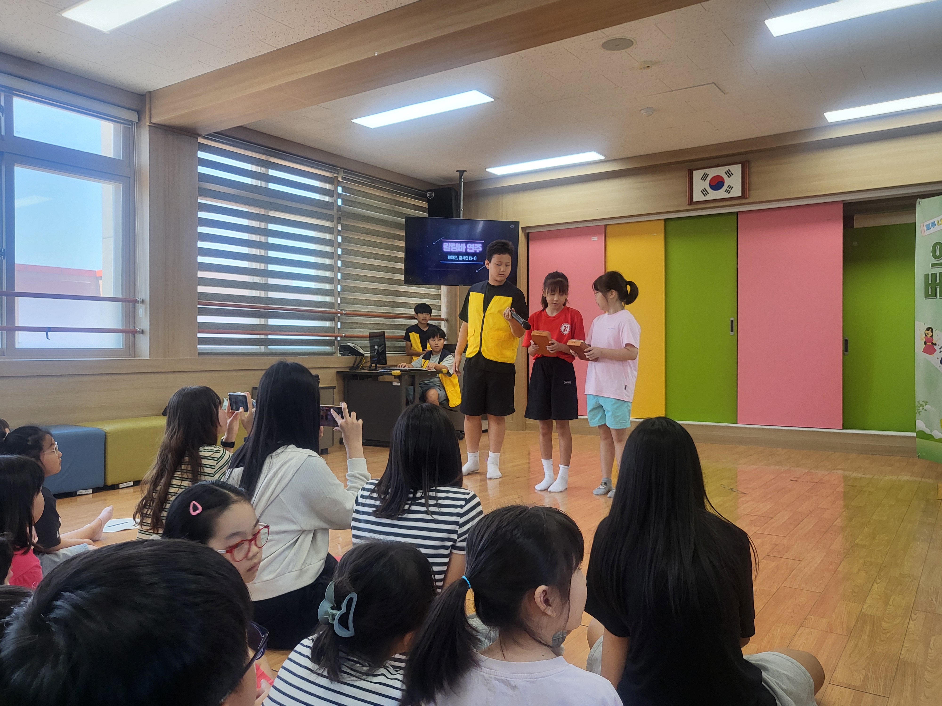 꿈끼탐색주간 목요일_의림버스킹 (2).jpg